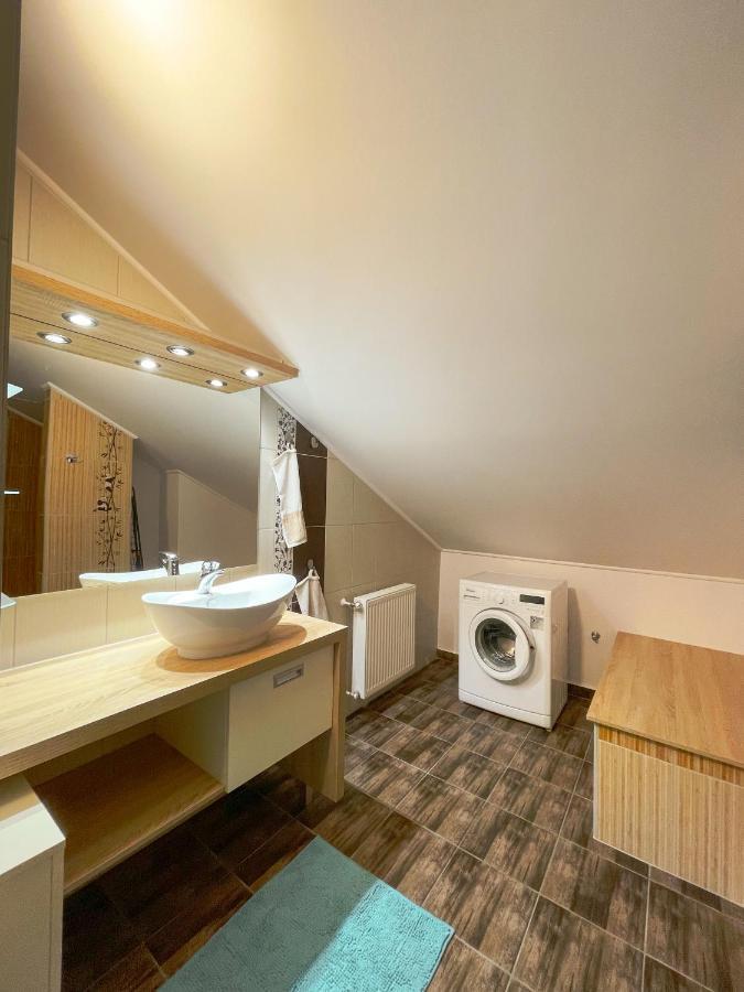 Pine&Chill2 Apartments Balatonalmádi Exterior photo